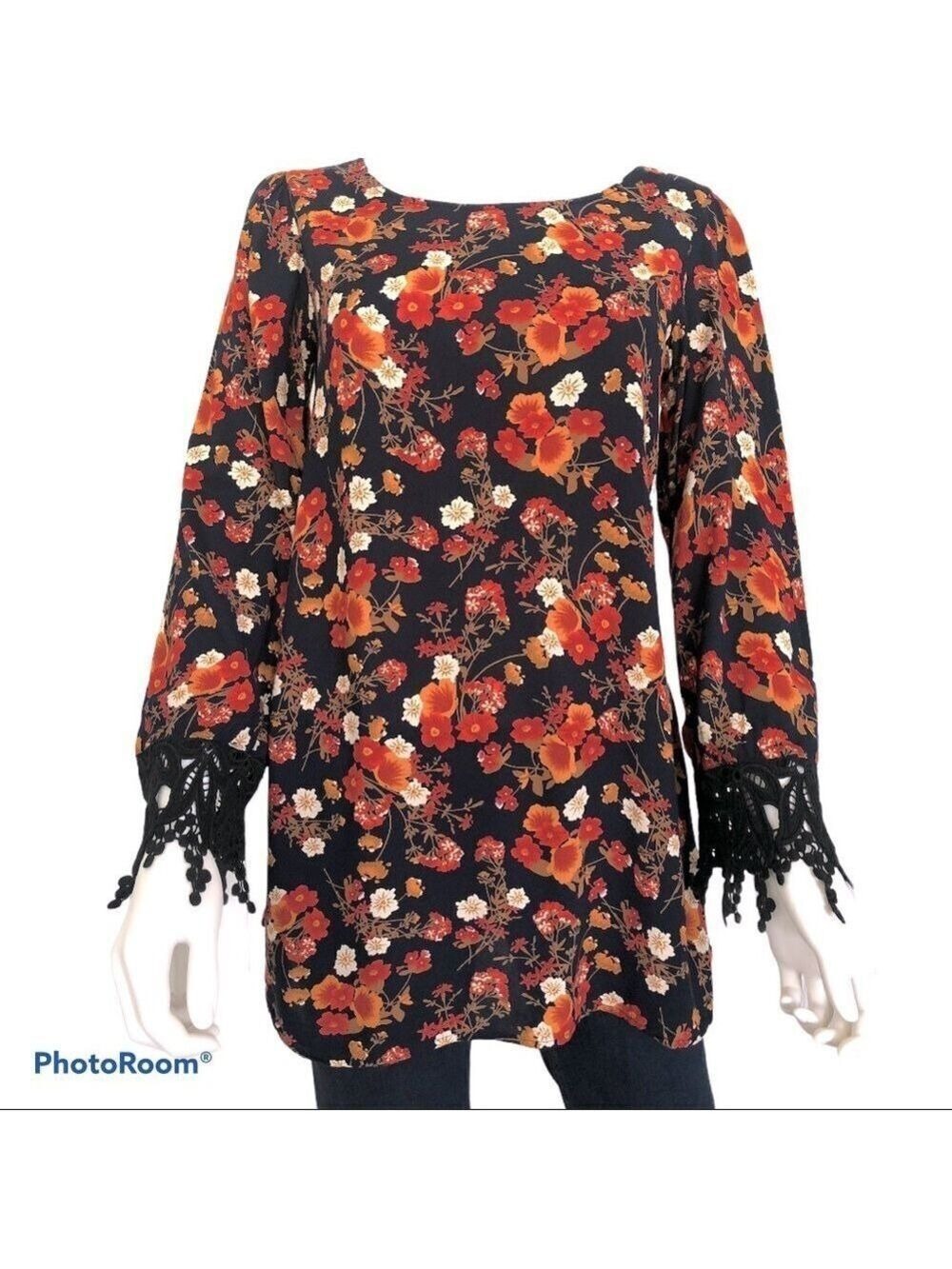 $5 SALE Glamorous Floral Tunic Crochet Lace Sleeves SZ XS